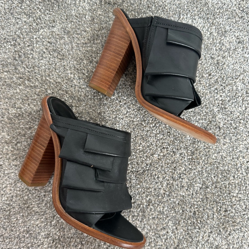 Stylish Black Leather Women's Heels | block heel Mules